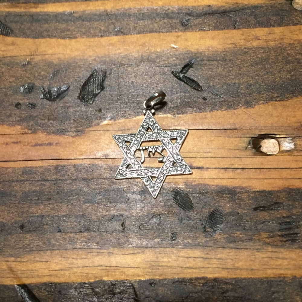 Beau Sterling Silver Jewish Star